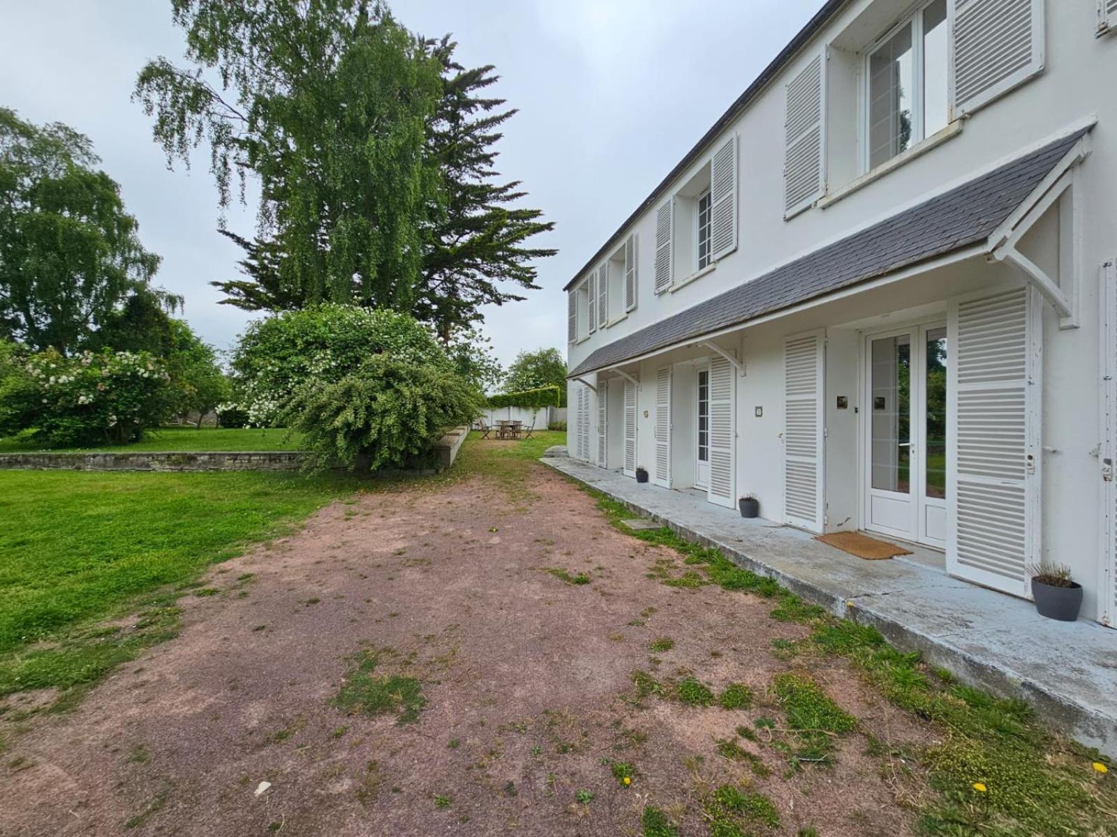 Maison Lumineuse: Spacious Stay near Omaha Beach Trevieres Exterior photo